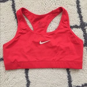 Women’s Nike Sports Bra Size Large